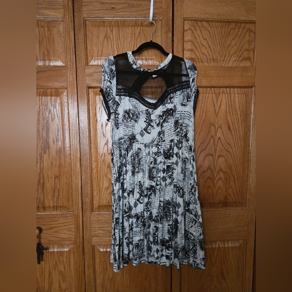 Hot Topic Patterns Hot Topic | Dresses | Hot Topic Plus Alice In Wonderland Patterned ...